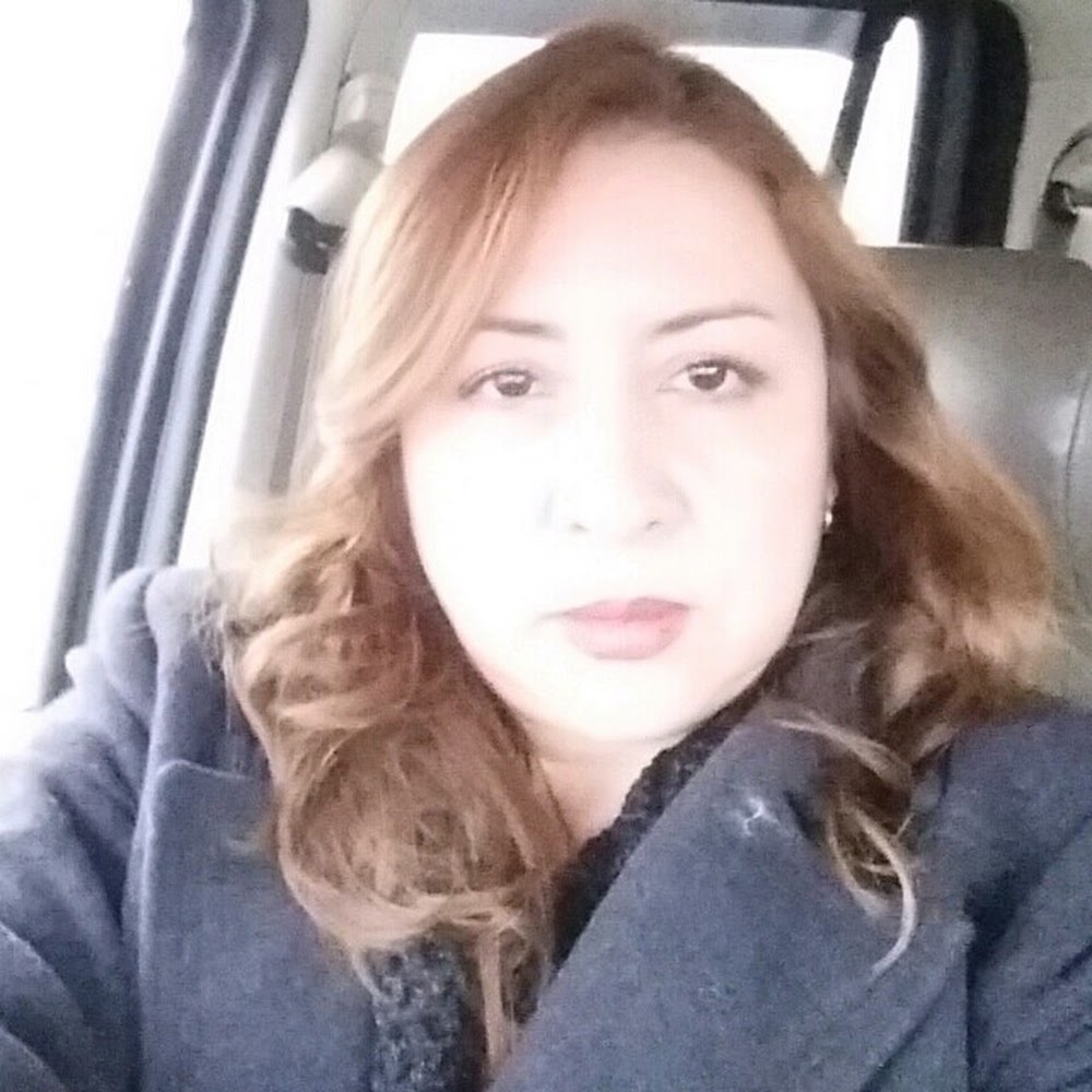 Meet your Posher, Yolanda